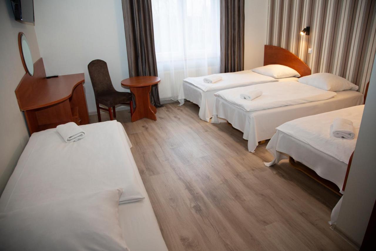 Motel Paradise Тожим Екстер'єр фото