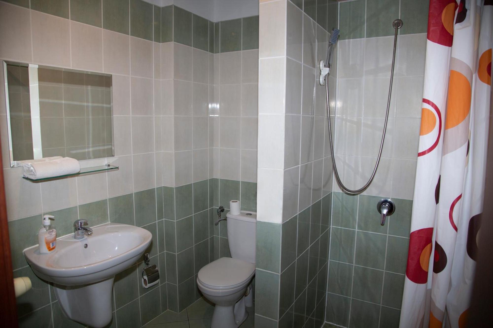 Motel Paradise Тожим Екстер'єр фото
