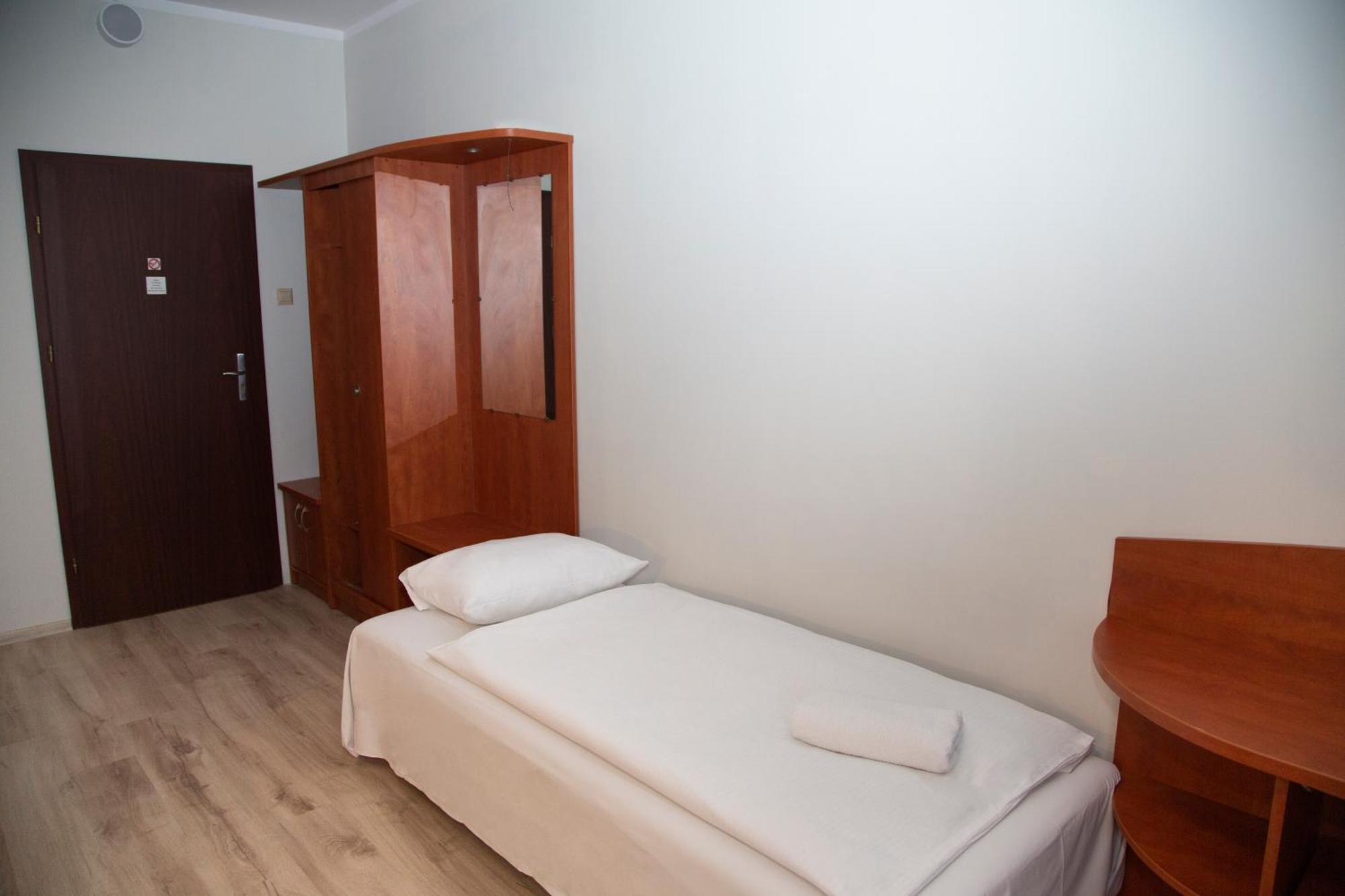 Motel Paradise Тожим Екстер'єр фото